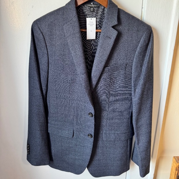 Men’s Navy Suit Jacket (36R) / Blazer | Banana Republic - Picture 15 of 16